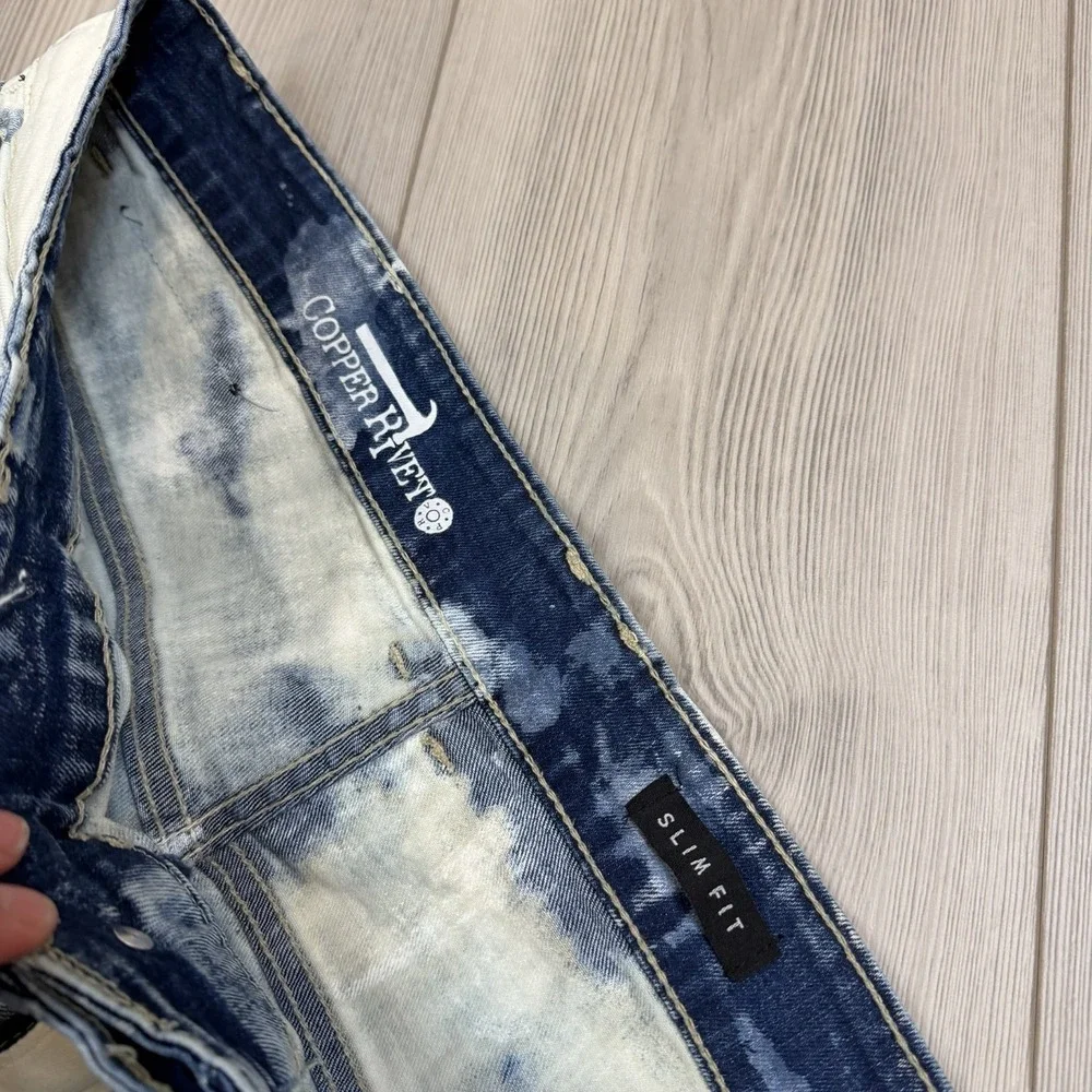 Copper Rivet Size 42/32 Slim Fit Distressed Jeans Bleached - Picture 5 of 10